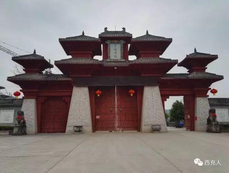探访古刹圭峰禅院:一段心灵之旅